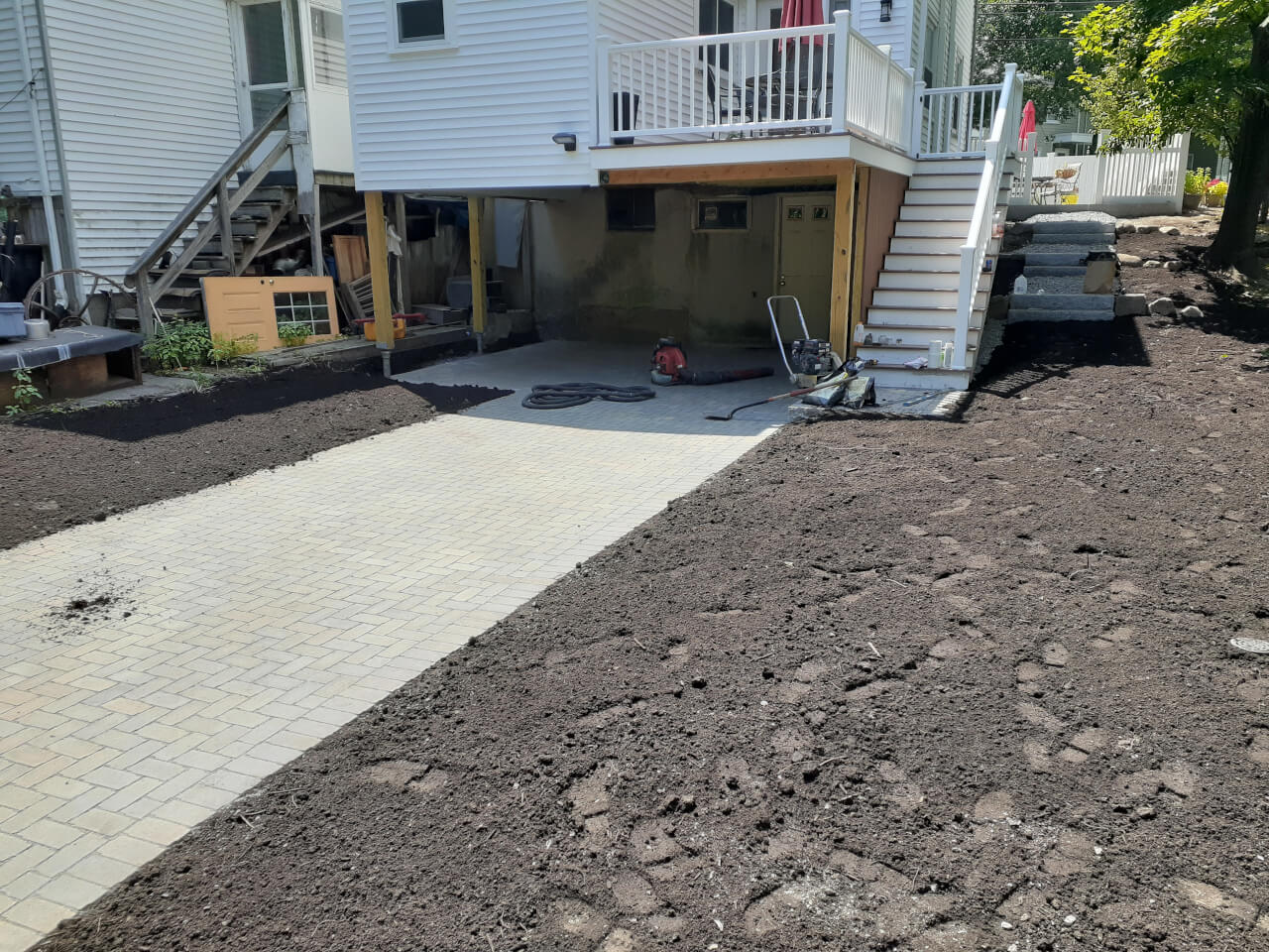 sunnyside driveway after
